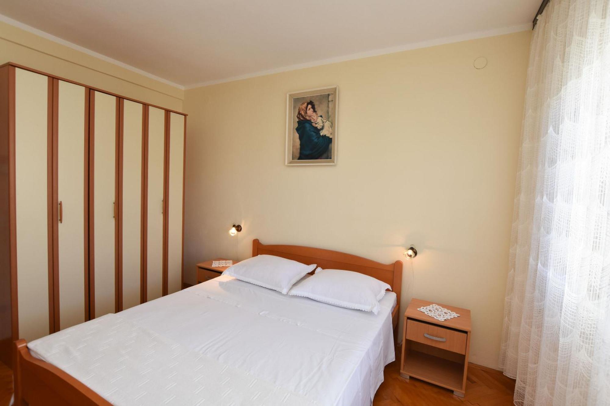Apartment Ruzica Примоштен Екстер'єр фото