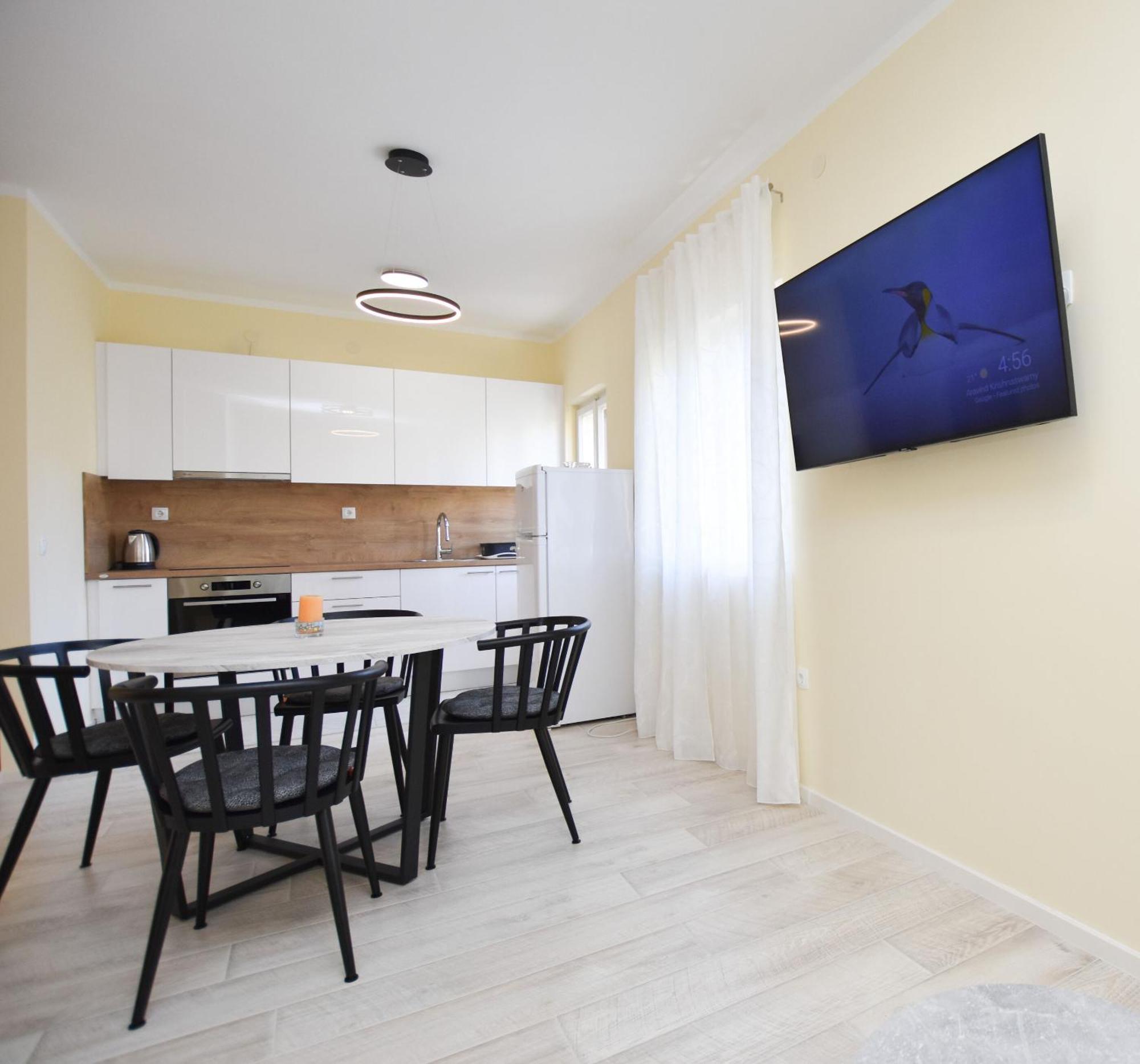 Apartment Ruzica Примоштен Екстер'єр фото